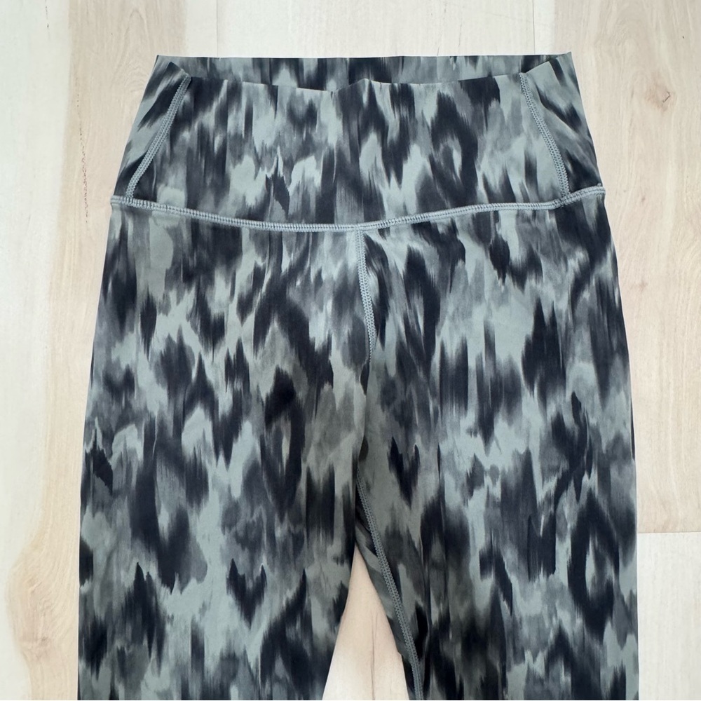 Varley Luna High Rise Leggings Aztec Animal Print Women's Small Smooth Stretch - Picture 4 of 13
